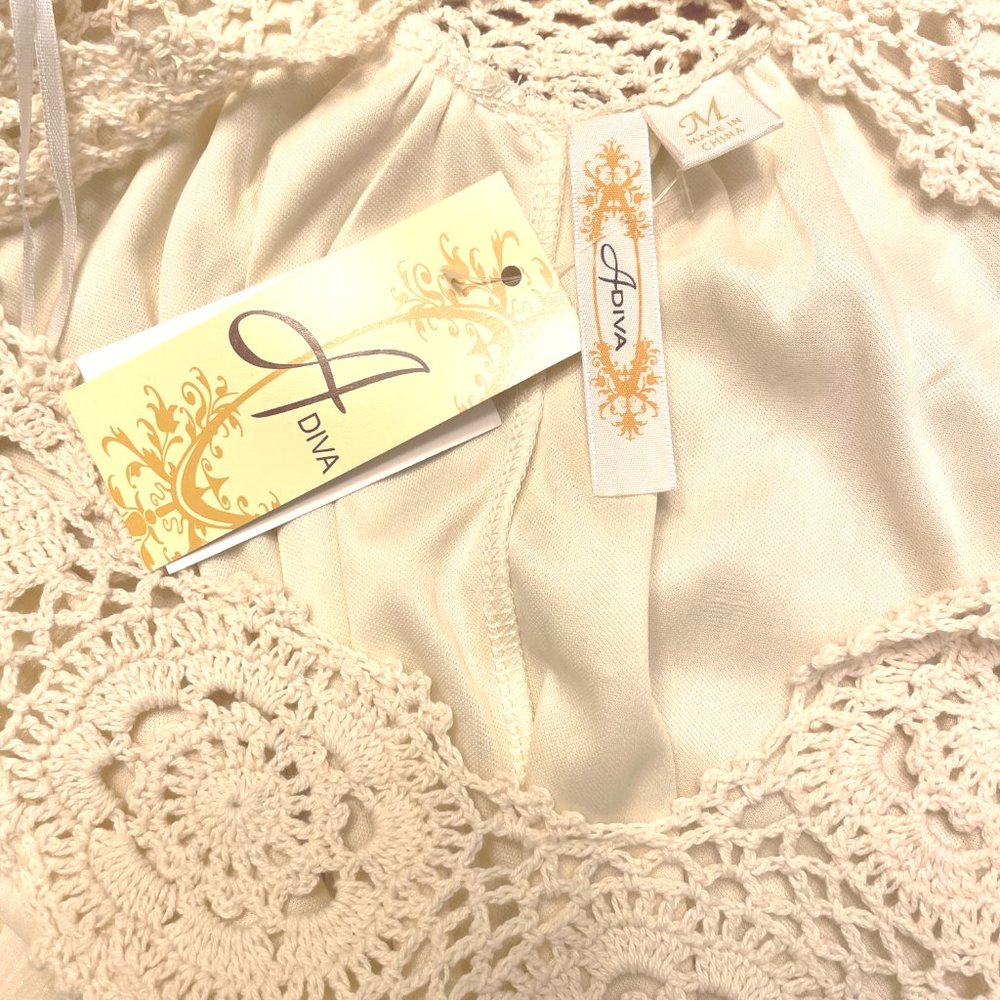 NEW | ADIVA sleeveless top accented with crochet lace - SZ M - Picture 10 of 11